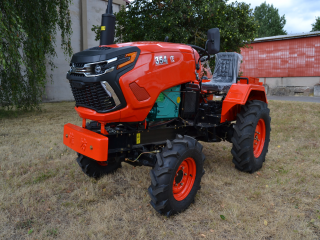 Traktor HT354